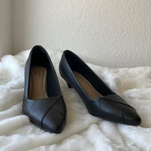 Clarks | Linval Sage Pointed Toe Pumps